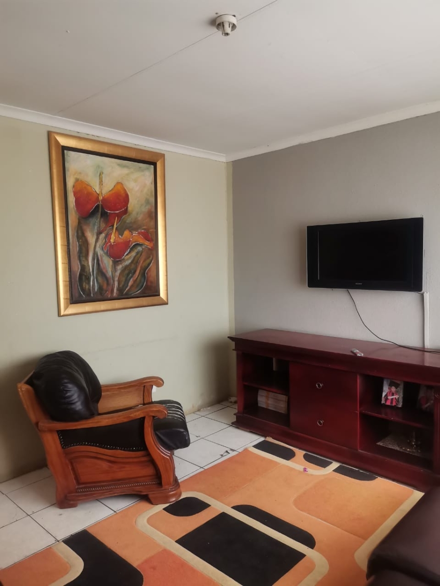 To Let 3 Bedroom Property for Rent in Tlhabane West North West